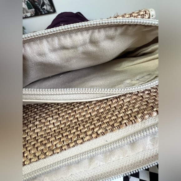 Giani Bernini Beige Leather Straw Crochet Wallet Wristlet Crossbody Mini Bag - Picture 3 of 16